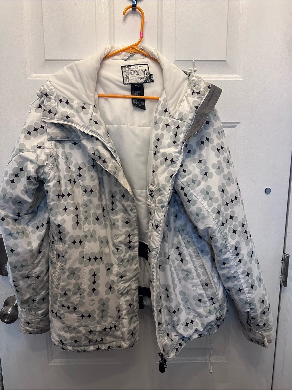 Women’s White & green/grey Polka dot snowboard or ski jacket